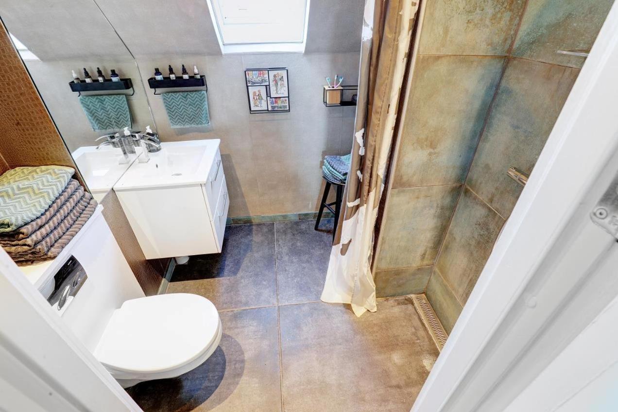 Cosy Room In Residential Part Of Copenhagen, With Free Street Parking And Shared Bathroom Exterior photo